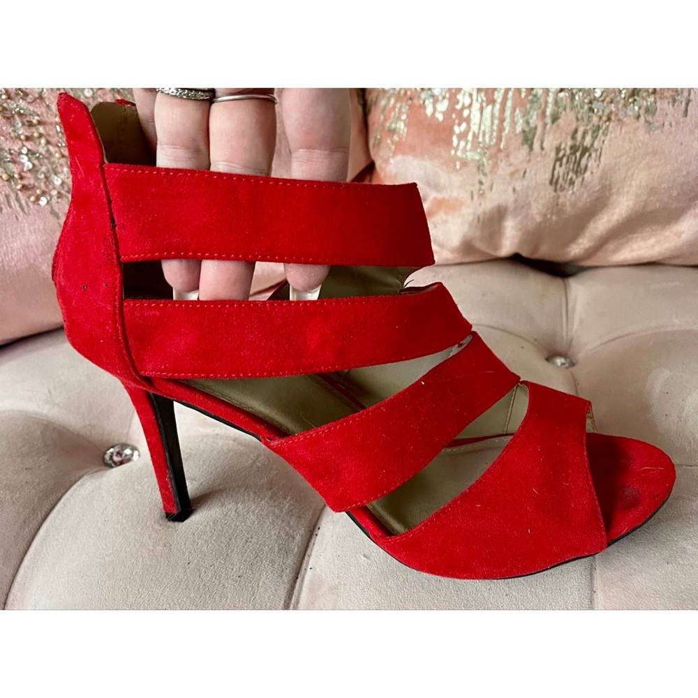 Madeline Stuart Red Hot Strappy Heels Sandals Booties 10